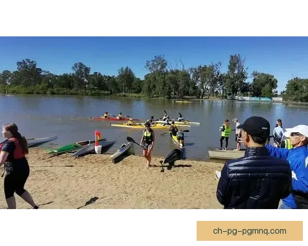 掌舵划艇：精彩教学视频解析